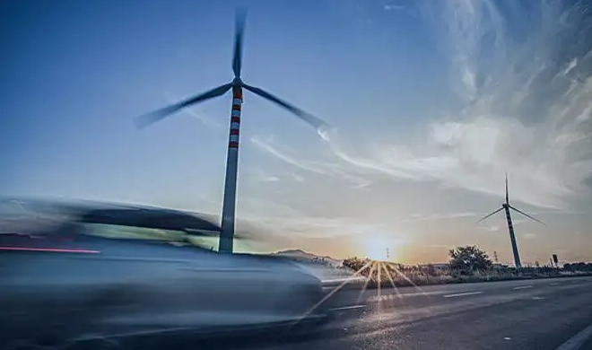 亚泰光电油液百科：风力发电机润滑油性能指标